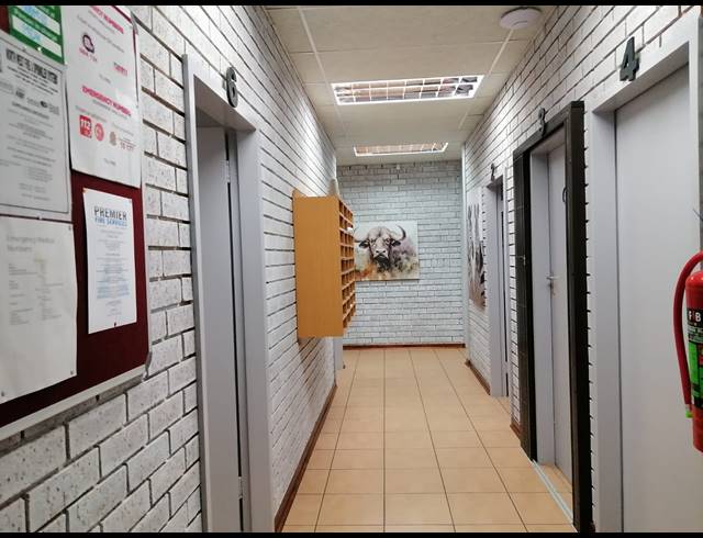 436M² OFFICE FOR SALE IN RUSTENBURG CENTRAL